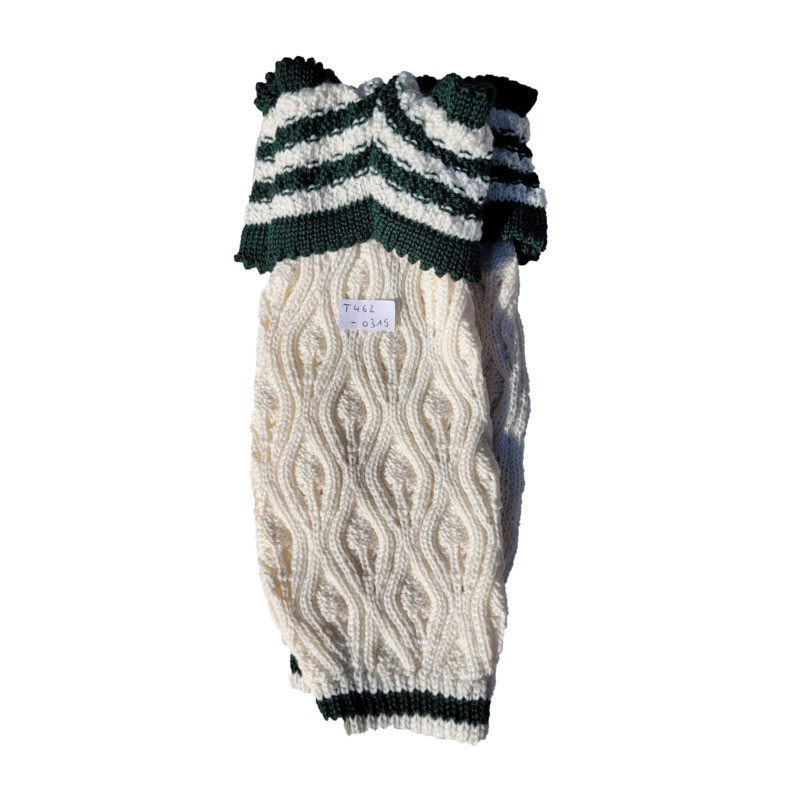 Trachtenloferl in Handstrickoptik mit Spitzenumschlag